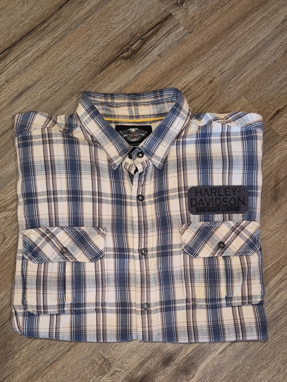 Harley-Davidson Blue and White Plaid Button-Down Shirt. Size XL